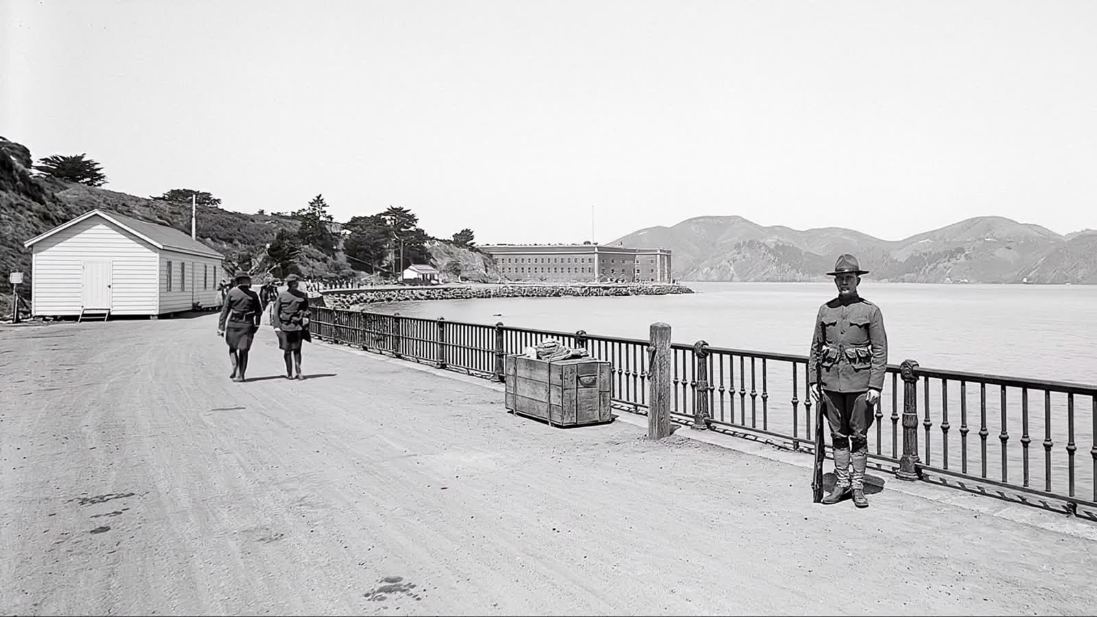 Fort Point in 1913, black and white, an empty strait with no bridge
